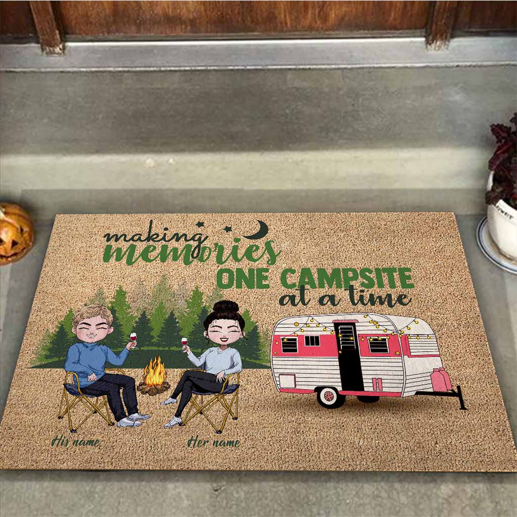 Erinnerungen schaffen – Campingplatz für Campingplatz – personalisierte Camping-Fußmatte
