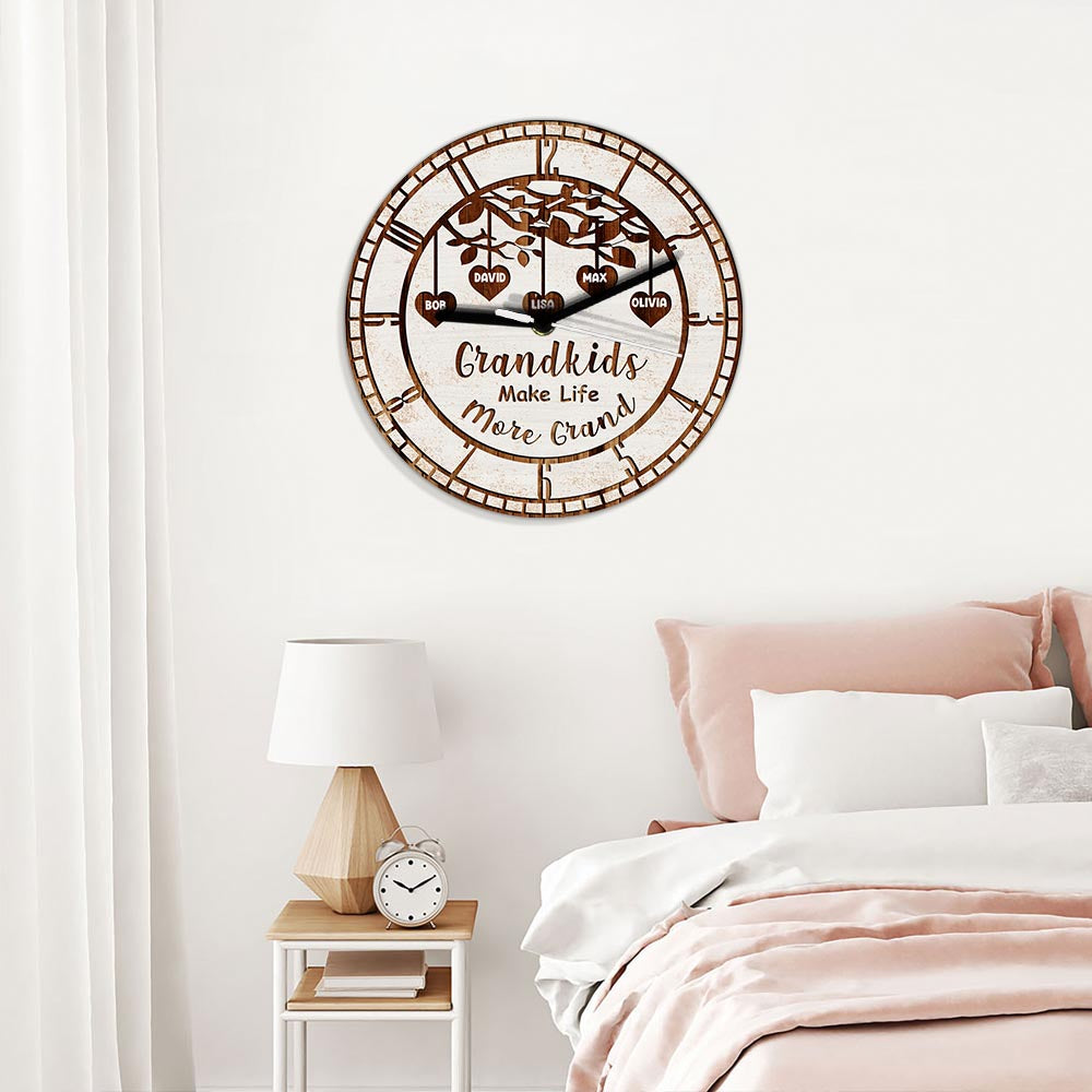 Les petits-enfants rendent la vie plus belle - Horloge murale personnalisée pour grand-mère