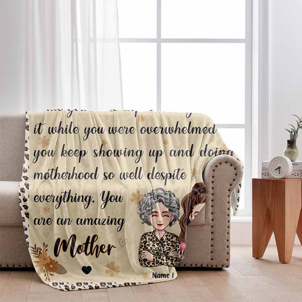 You Are An Amazing Mother - Personalized Mother's Day Mother Blanket