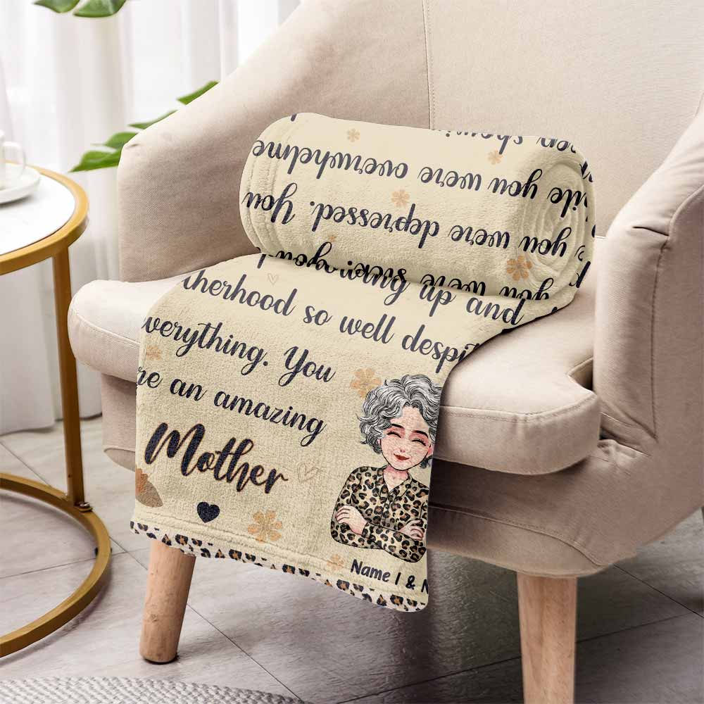 You Are An Amazing Mother - Personalized Mother's Day Mother Blanket