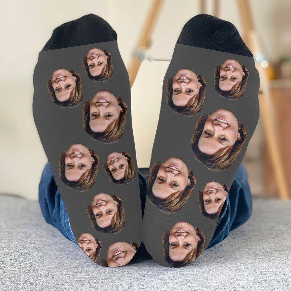 Individuell gestaltete Socken für Stiefmütter