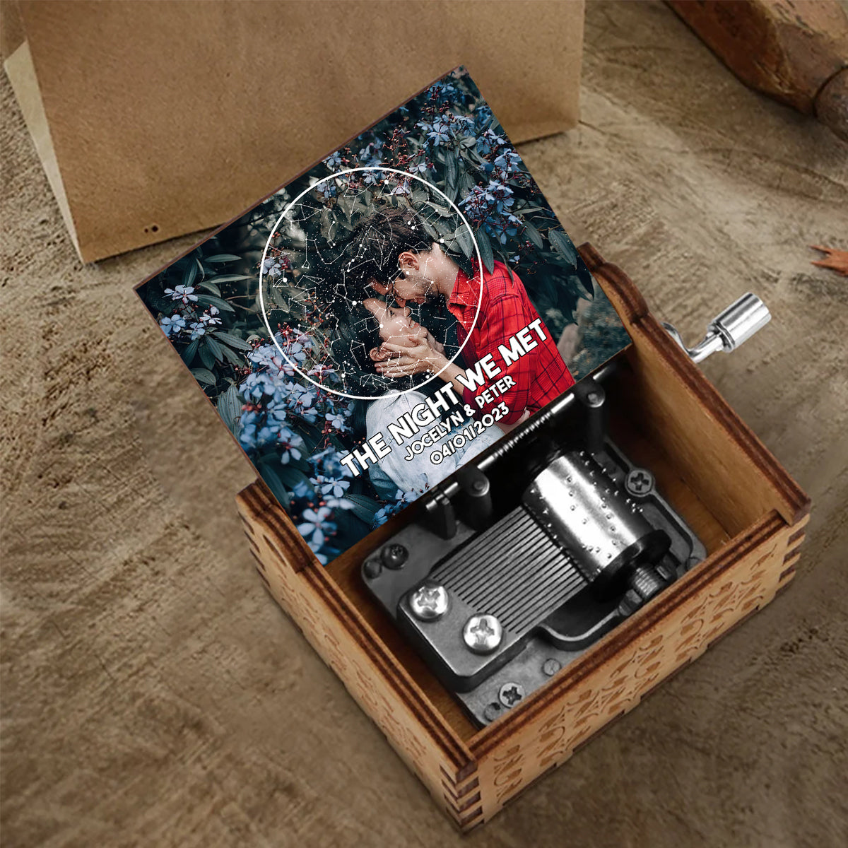 The Night We Met - Personalized Couple Hand Crank Music Box