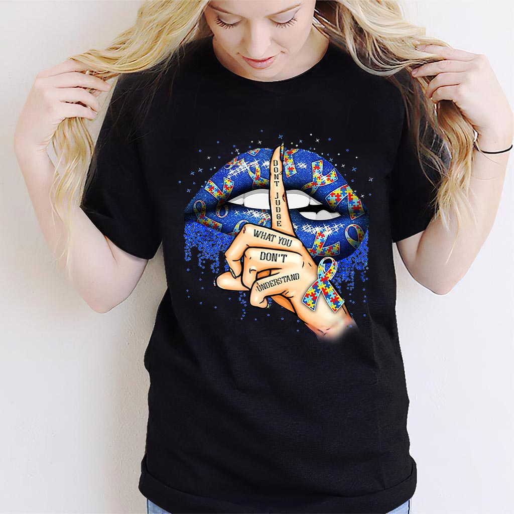 Ne jugez pas ce que vous ne comprenez pas - T-shirt et sweat à capuche de sensibilisation à l'autisme 112021