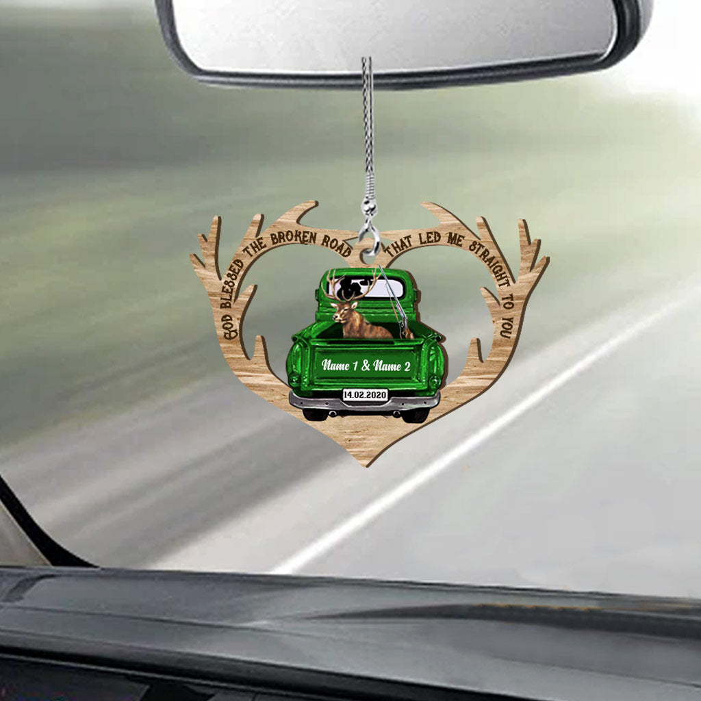 Dieu a béni la route brisée - Ornement de voiture transparent personnalisé pour couple à la chasse