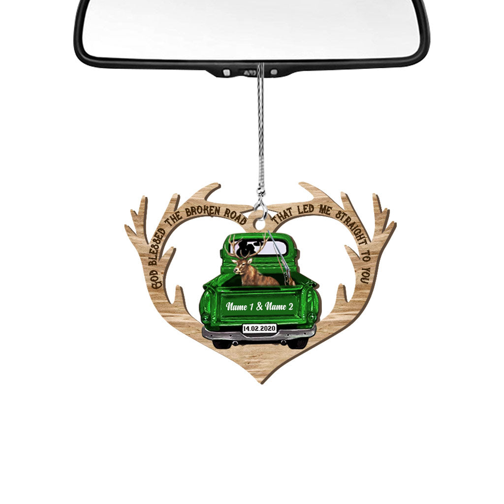 Dieu a béni la route brisée - Ornement de voiture transparent personnalisé pour couple à la chasse