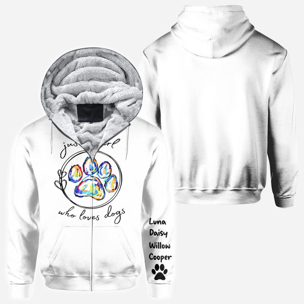 Einfach ein Mädchen, das Hunde liebt – personalisiertes T-Shirt mit Hundemotiv