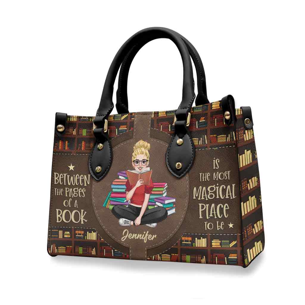 Tout ce dont vous avez besoin, c'est d'un bon livre - Sac à main en cuir personnalisé avec un livre