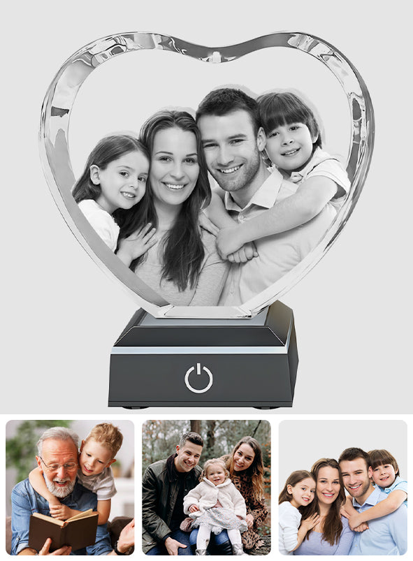 Individuelles Foto – Personalisierte Familien-Lasergravur auf herzförmiger 3D-Kristalllampe