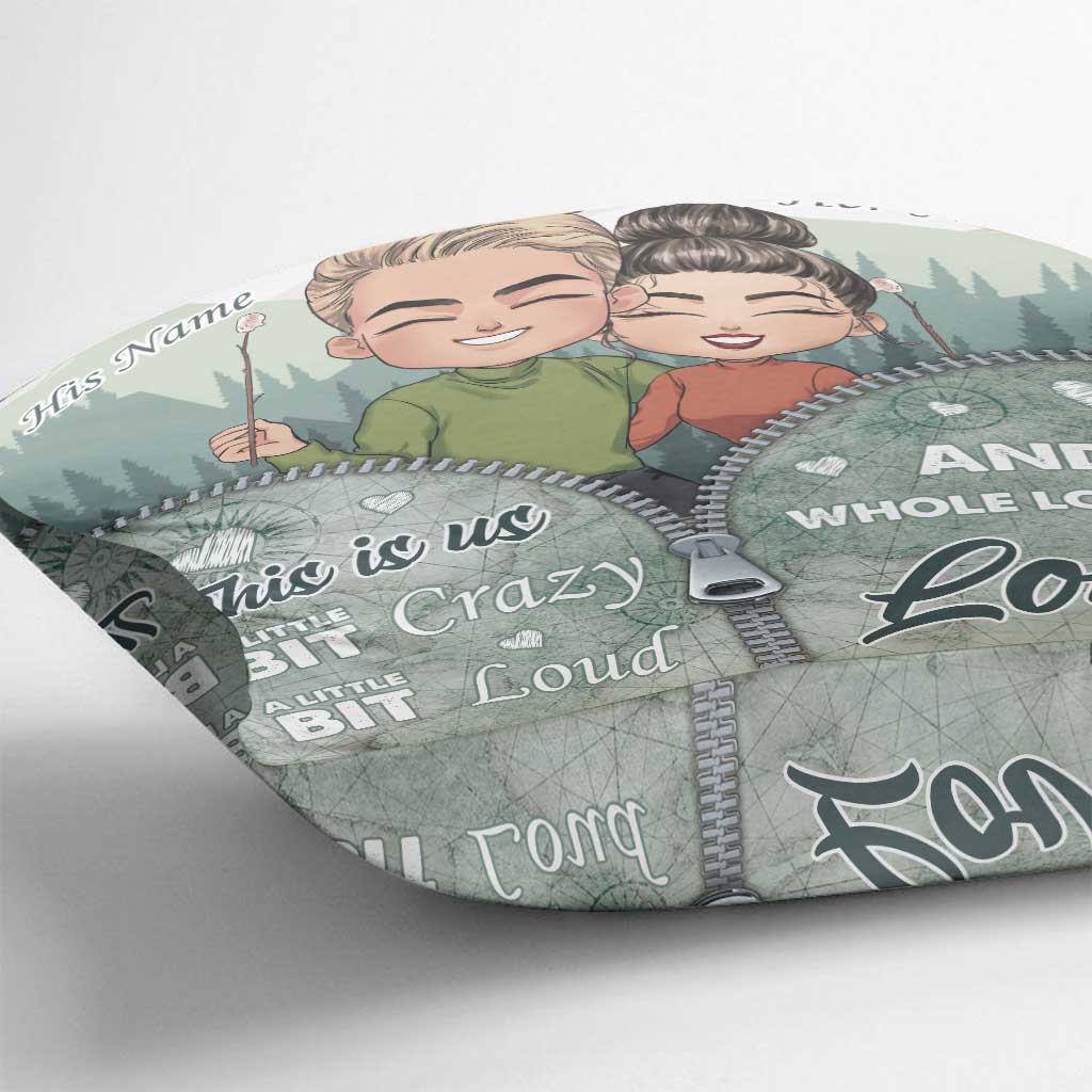 „This Is Us“-Campingpaar – personalisiertes Camping-Kissen