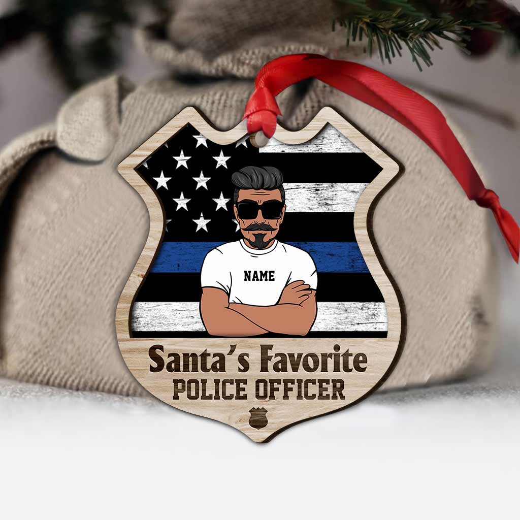 Der Lieblingspolizist des Weihnachtsmanns – Personalisierter Weihnachtsschmuck aus Holz