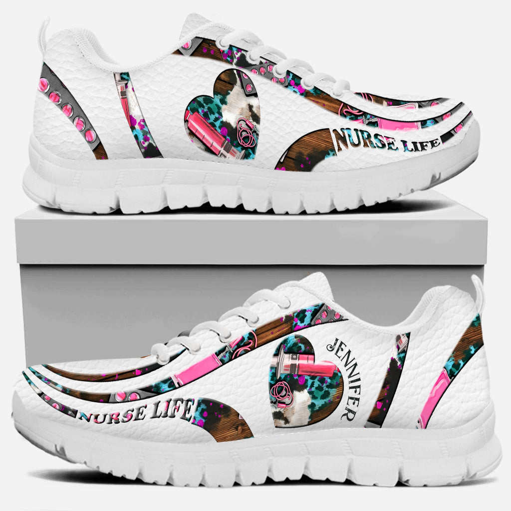 Nurse Life – Personalisierte Pflege-Sneaker