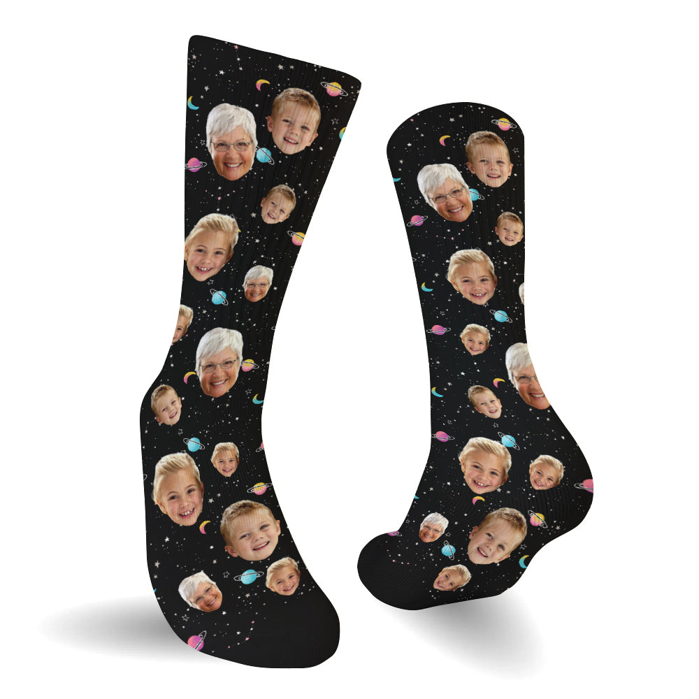 Custom Face Galaxy – Personalisierte Oma-Socken
