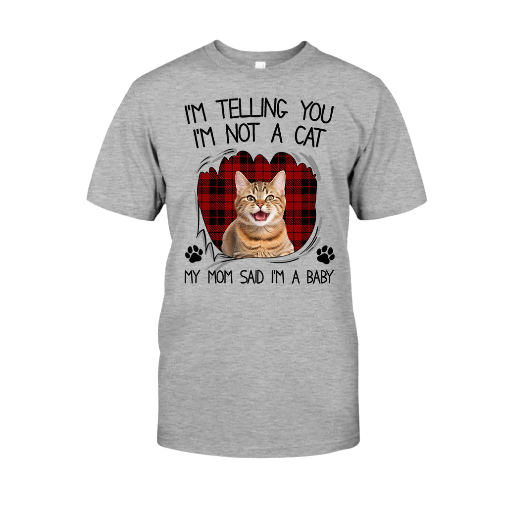 Ma mère dit que je suis un bébé - T-shirt et sweat à capuche personnalisés pour chat