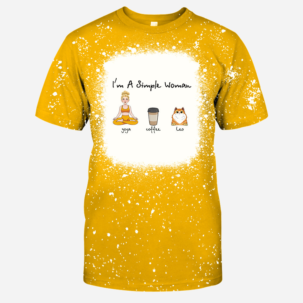 Je suis une femme simple - Cadeau de yoga pour les amoureux des chiens et des chats - T-shirt délavé personnalisé