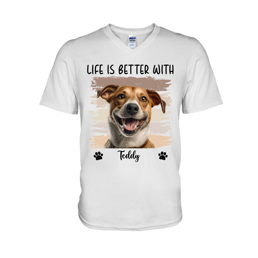 Das Leben ist schöner mit Haustier – personalisiertes Hunde-T-Shirt und Hoodie