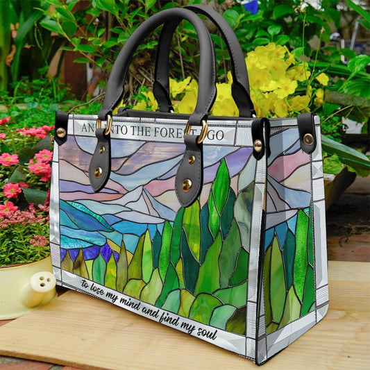 Und hinein in den Wald gehe ich – Wanderhandtasche aus Leder
