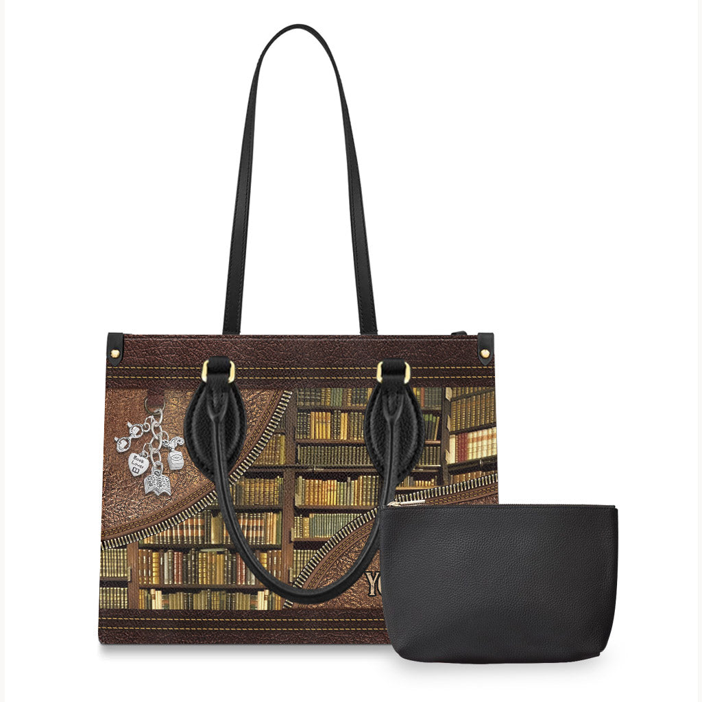Bibliothek – Personalisierte Lederhandtasche im Bibliothekarinnen-Stil