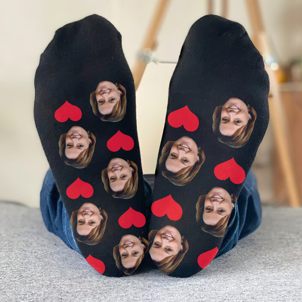 Individuelles Gesichtsherzmuster - Personalisierte Socken für die Tante