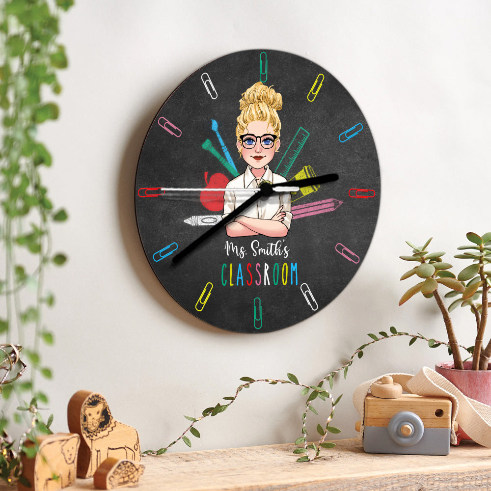 Lehrerzimmer – Personalisierte Wanduhr für Lehrer