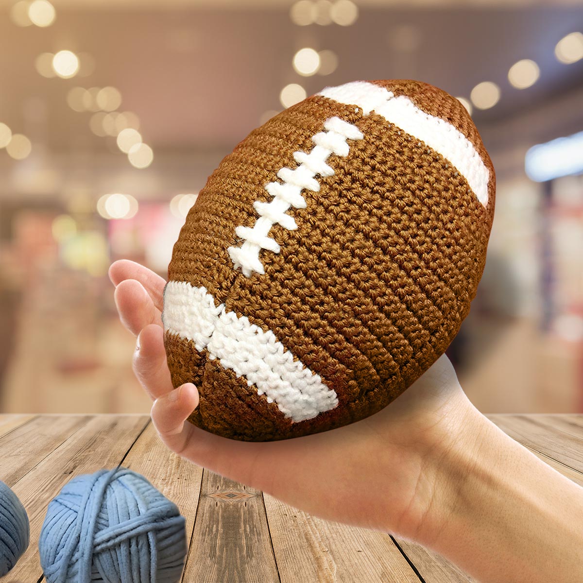 Ballon de football américain tricoté - Poupée de football tricotée à la main