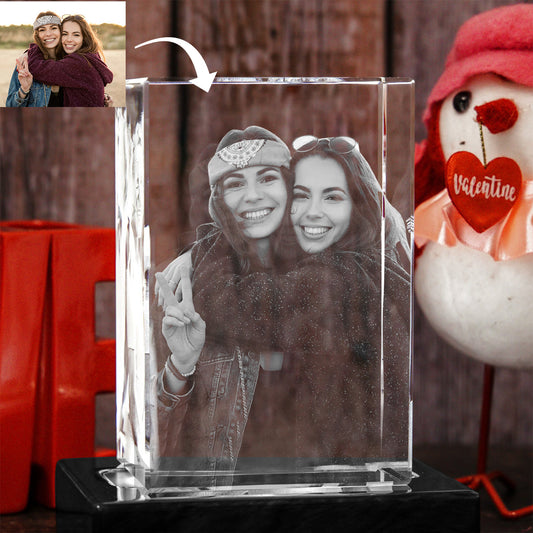 Foto nach Wunsch – Personalisierte Lasergravur für beste Freundin auf einer 3D-Kristalllampe in Quaderform