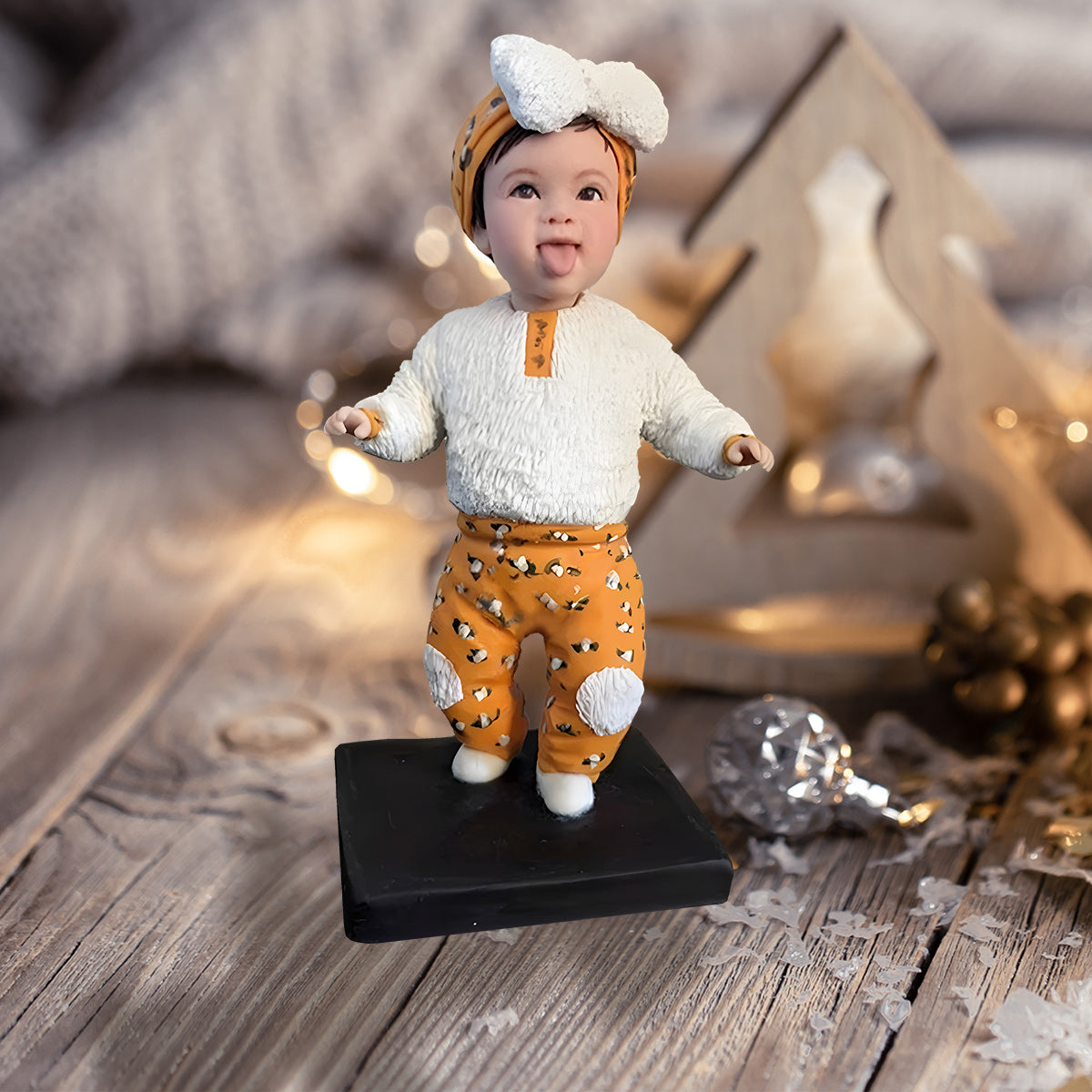 Niedliches Baby - Geschenk für Neugeborene - Personalisierter Wackelkopf