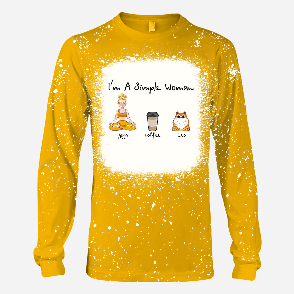 Je suis une femme simple - Cadeau de yoga pour les amoureux des chiens et des chats - T-shirt délavé personnalisé