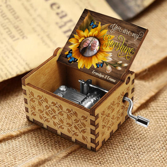 You Are My Sunshine - Gift for mom, grandma, dad, grandpa, daughter, son, granddaughter, grandson, sister, brother, friend, wife, husband - Personalized Hand Crank Music Box