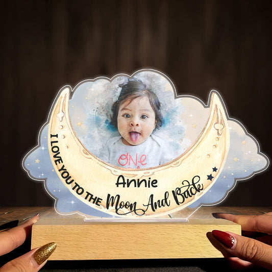 Ich liebe dich bis zum Mond und zurück – Personalisierte, kindförmige Plakettenleuchte