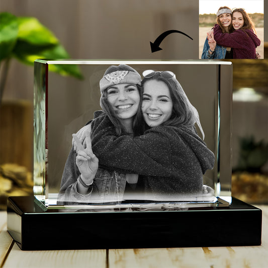 Foto nach Wunsch – Personalisierte Lasergravur für beste Freundin auf einer 3D-Kristalllampe in Quaderform