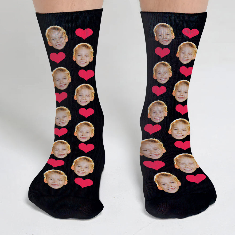 Socken mit individuellem Herzmuster – personalisierte Socken für meinen Enkel