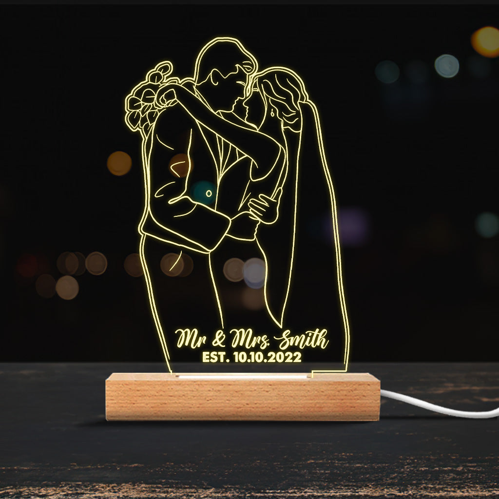 Custom Line Drawing - Personalized Husband And Wife Shaped Plaque Light Base