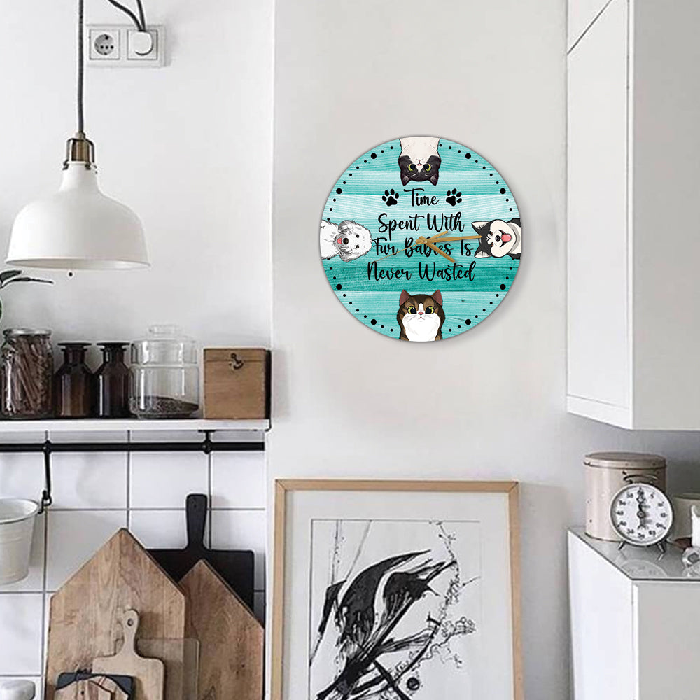 Zeit mit der Katze verbracht - Personalisierte Katzen-Wanduhr