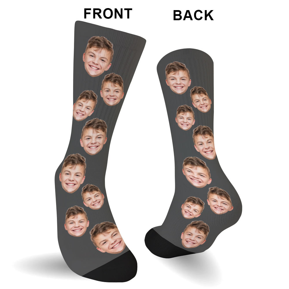 Individuell gestaltete Socken für Sohn