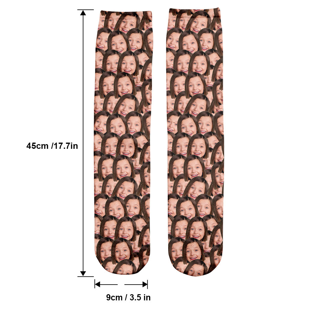 Individuell bedruckte Socken für die Enkelin – personalisierte Socken