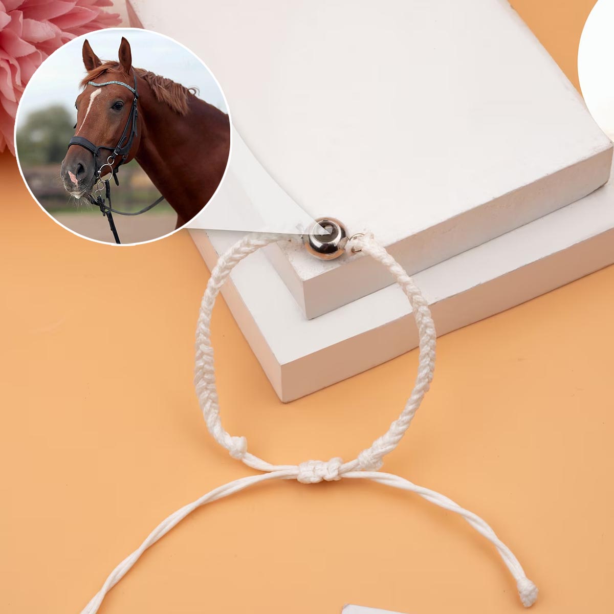 Ich liebe mein Pferd – Personalisiertes Armband mit Pferdeprojektion