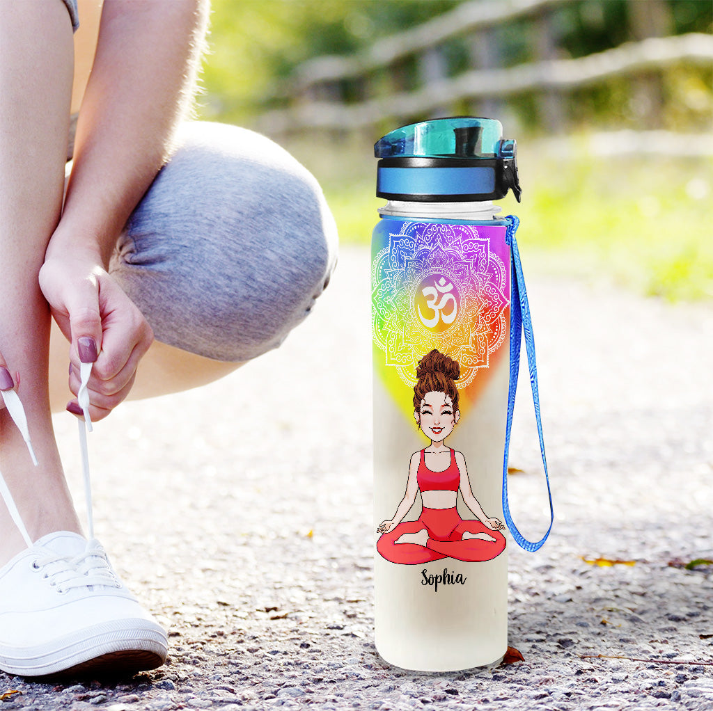 Love Yoga – Personalisierte Yoga-Wasserflasche mit Tracker