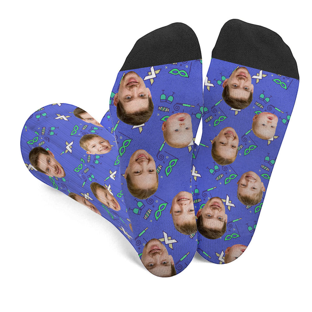 Individuelles Gesichtsmuster für Partys – personalisierte Familiensocken