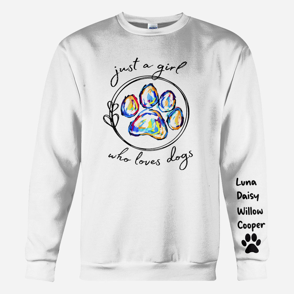 Einfach ein Mädchen, das Hunde liebt – personalisiertes T-Shirt mit Hundemotiv