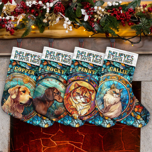 Glaubt an Weihnachtsmannpfoten – personalisierte Weihnachtsstrümpfe für Hunde