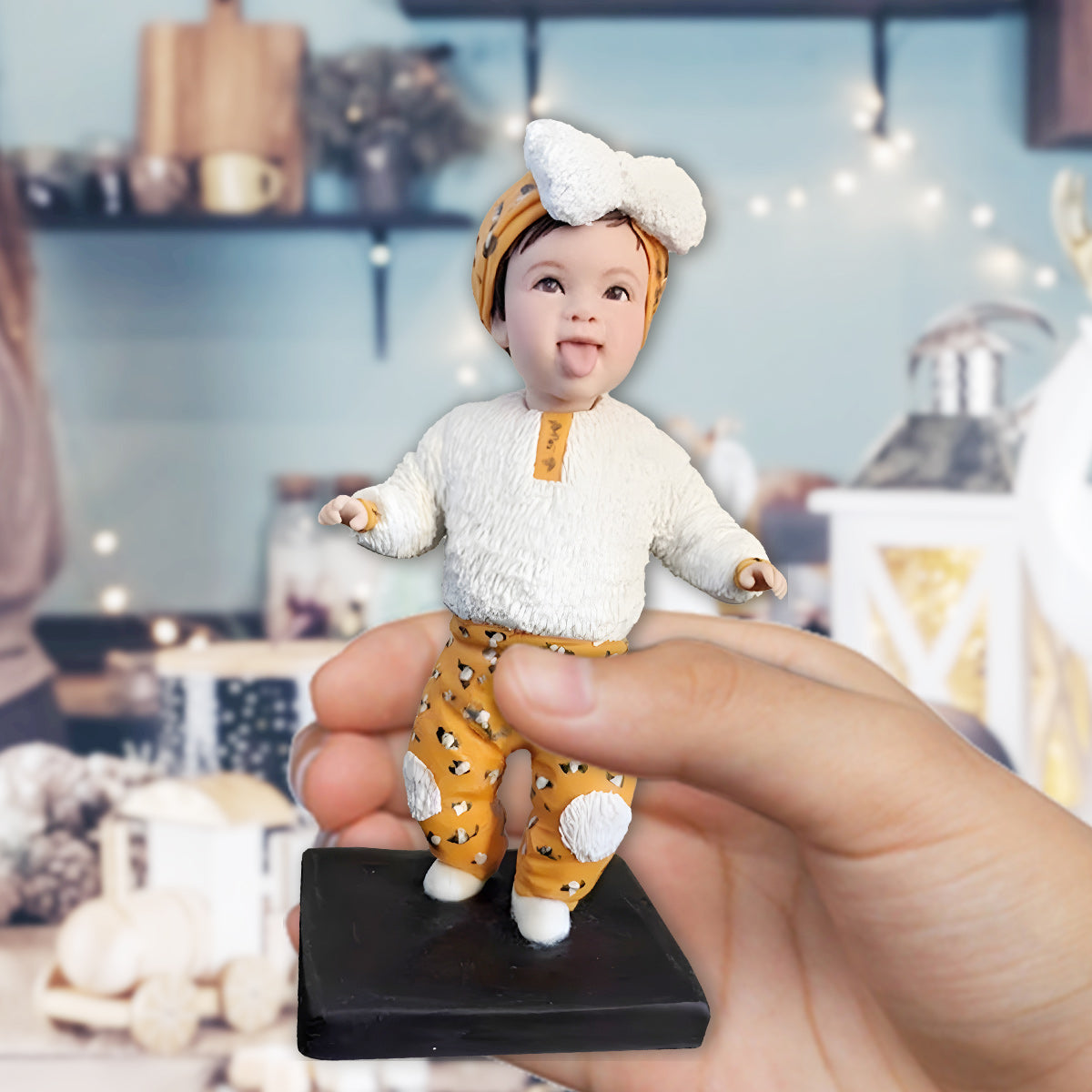 Niedliches Baby - Geschenk für Neugeborene - Personalisierter Wackelkopf