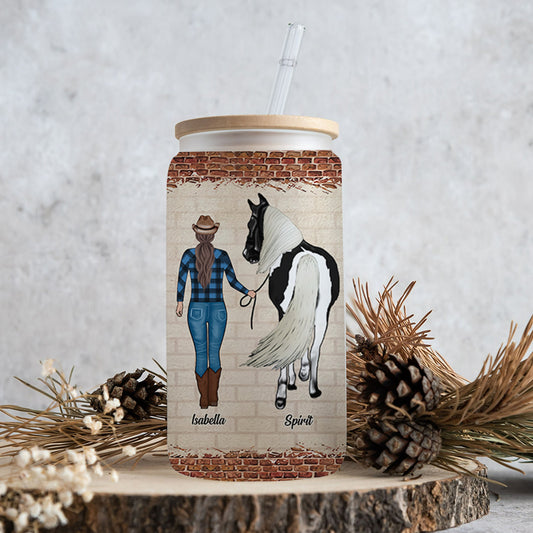 Une fille qui aime les chevaux - Verre à canette personnalisé avec un cheval