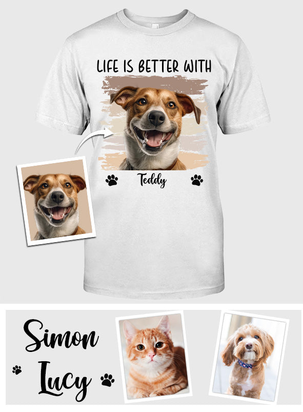 Das Leben ist schöner mit Haustier – personalisiertes Hunde-T-Shirt und Hoodie