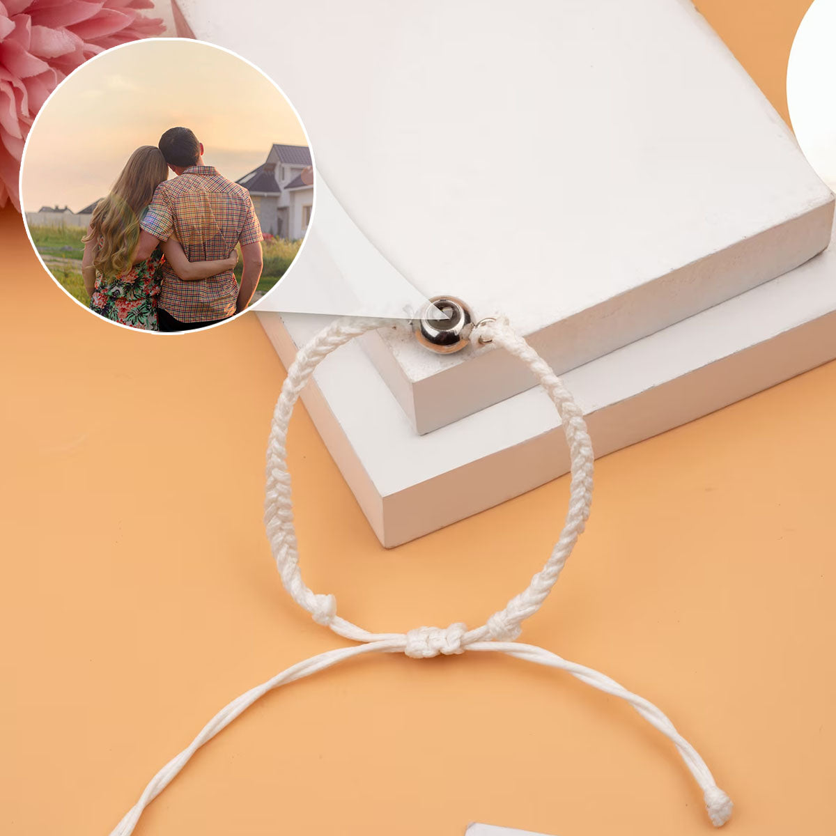 Bracelet de projection New Memory - Cadeau de pendaison de crémaillère personnalisé