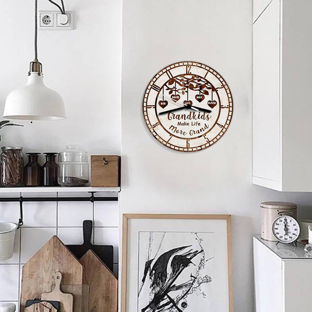 Les petits-enfants rendent la vie plus belle - Horloge murale personnalisée pour grand-mère