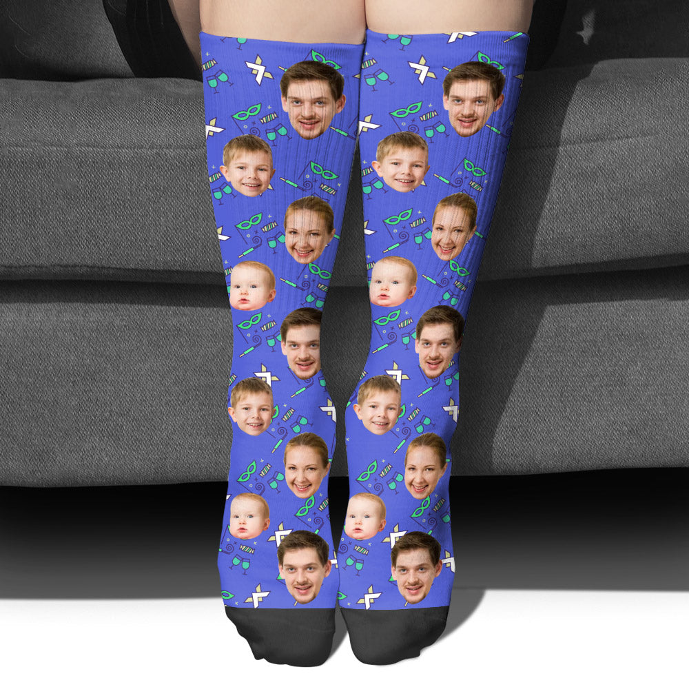 Individuelles Gesichtsmuster für Partys – personalisierte Familiensocken