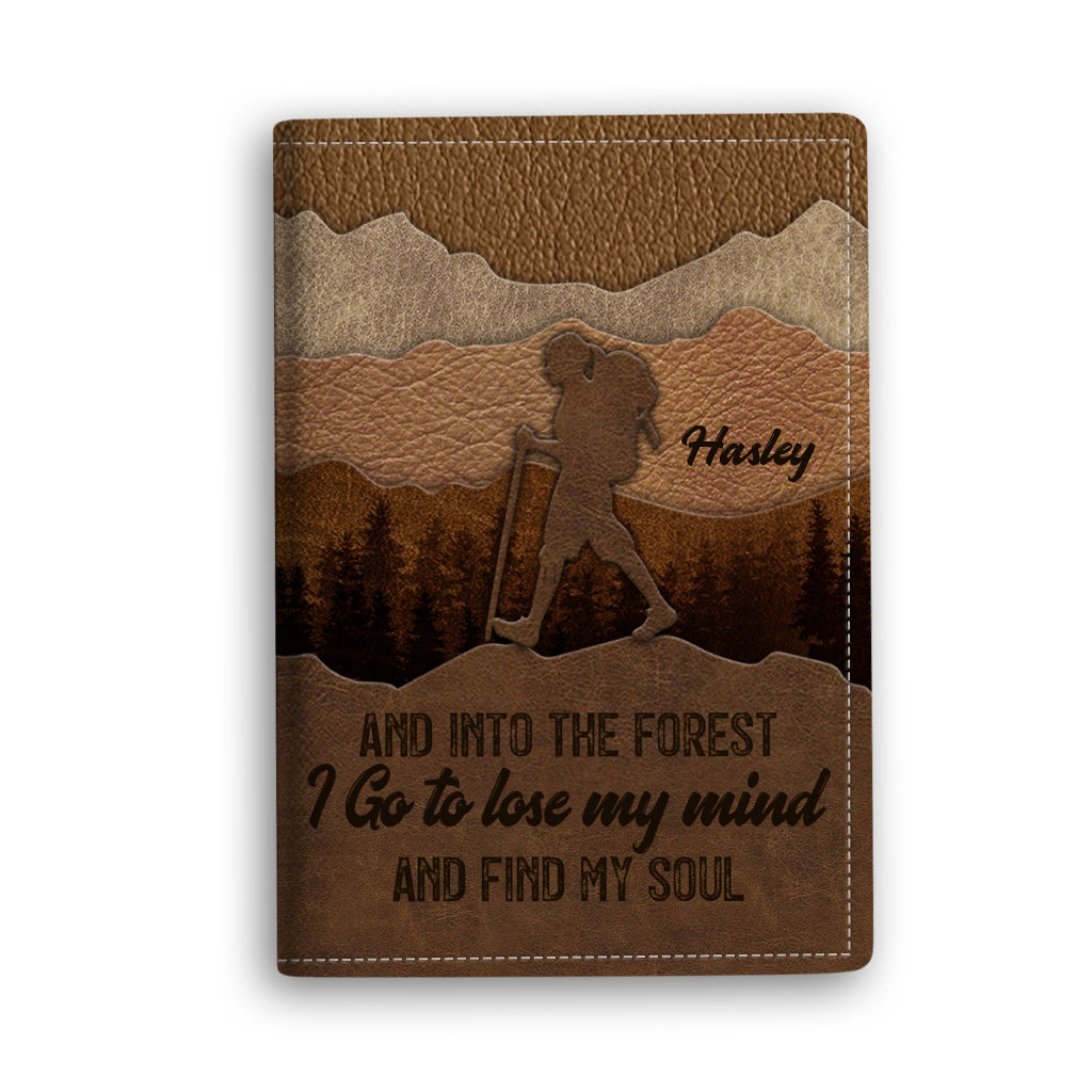 Et je m'enfonce dans la forêt - Porte-passeport de randonnée personnalisé
