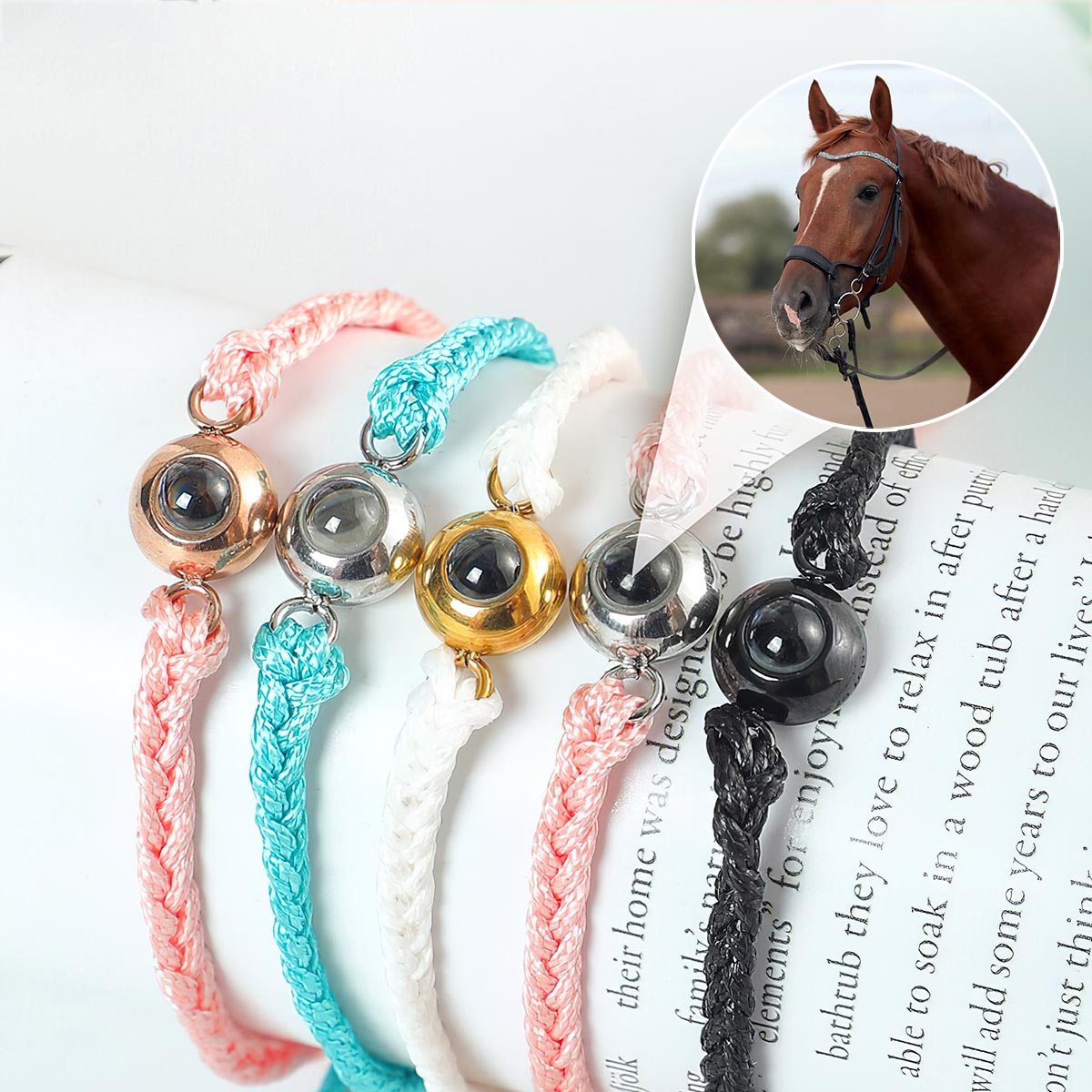 Ich liebe mein Pferd – Personalisiertes Armband mit Pferdeprojektion