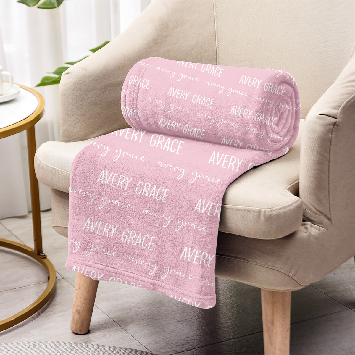 Couverture personnalisée pour nouveau-né avec motif de prénom