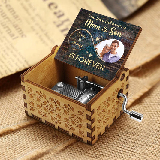 Mother's Love Is Forever - Gift for mom, daughter, son - Personalized Hand Crank Music Box